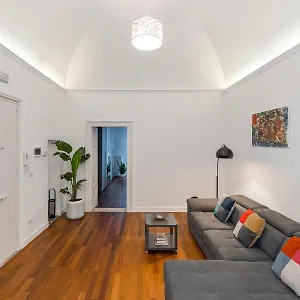 Casa Dei Visionari Apartment Bari